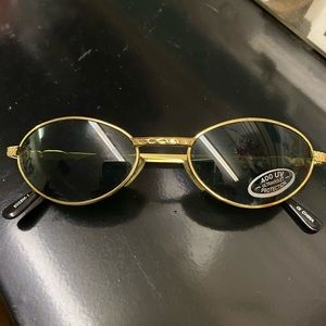Retro Oval Shaped Sunglasses, Black & gold, cheap!